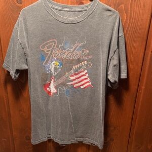 Fender Guitars Mens Charcoal Tee with Graphic Design
